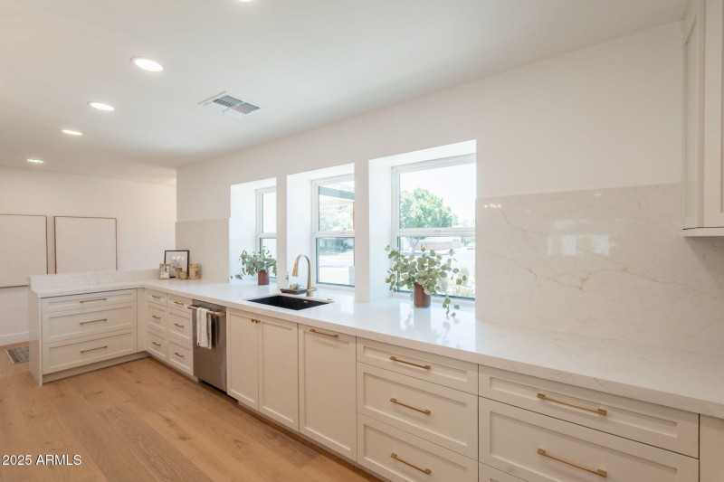 28-web-or-mls-49th-28