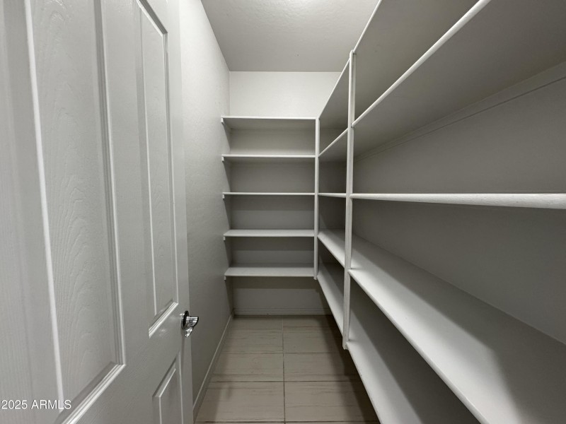 Walk-in Pantry