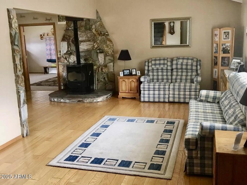 880B6834-FC26-4467-8023-8AA91E6B82AF_1_2