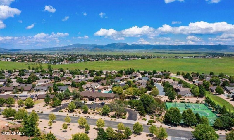 16b - Granville - Mountain View Clubhous