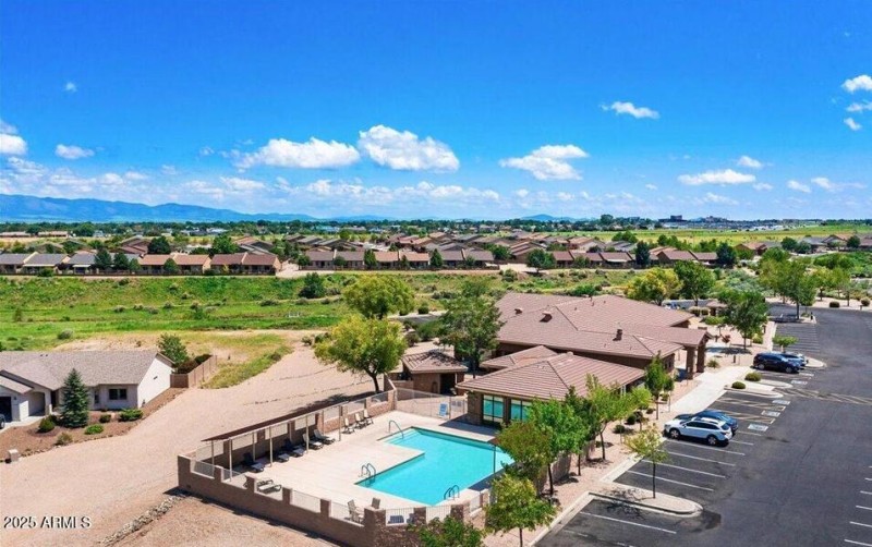 17b - Granville - Vista Point Clubhouse