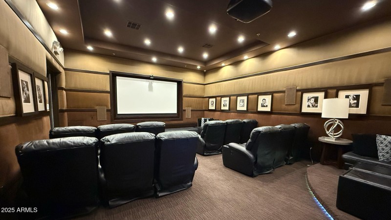 19777 N 76th Street, Unit 2212 - Ameniti