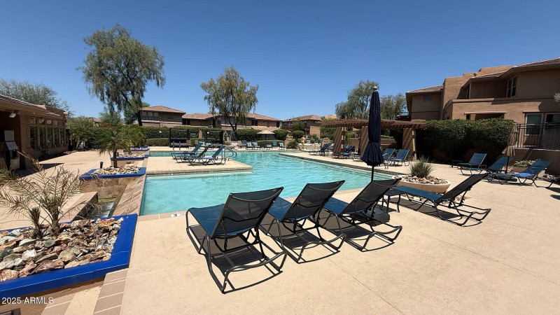 19777 N 76th Street, Unit 2212 - Ameniti