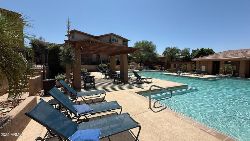 19777 N 76th Street, Unit 2212 - Ameniti