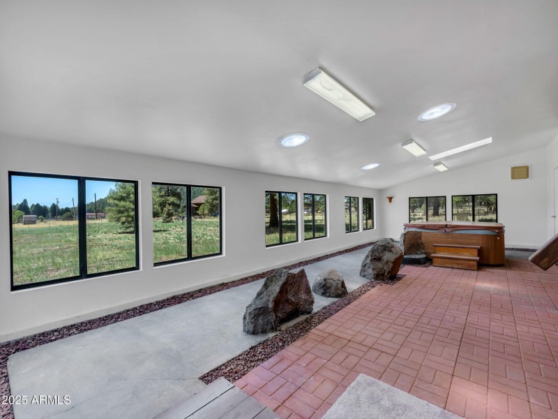 28-web-or-mls-TimberCreekImagery-21