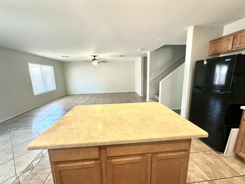 956332E1-D9F1-4E6B-9580-67FFE00086BD_1_2