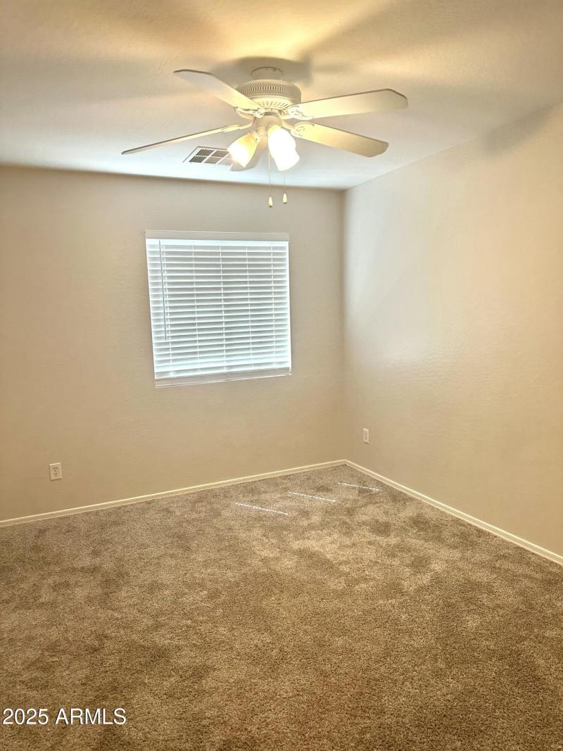 7592432C-4FF5-40D3-9E0B-1BE17CB45128_1_2