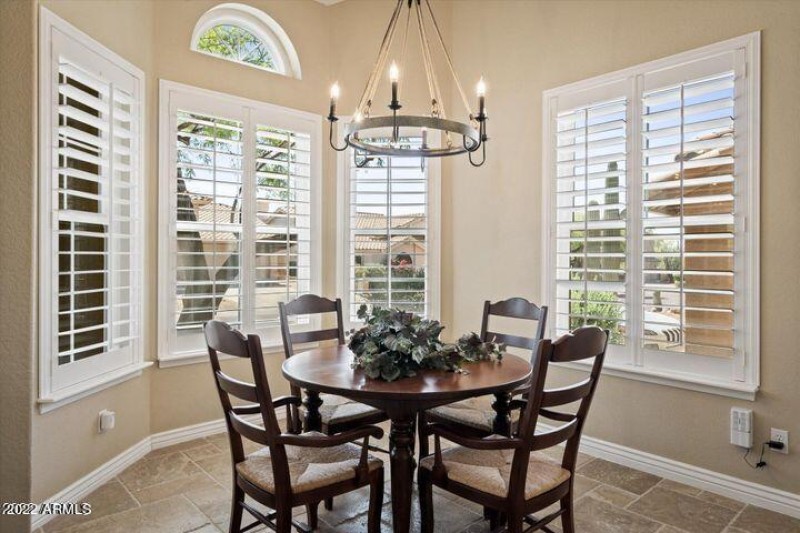 20220505173436143192000000-o