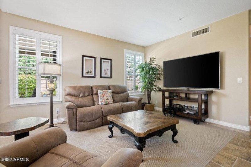 20220505173446024839000000-o