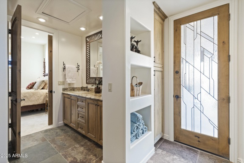 Pool Bathroom entrance