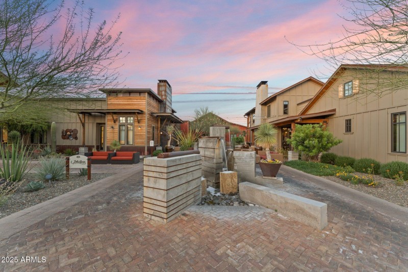 35-web-or-mls-2023-04-13 08.03.10-3