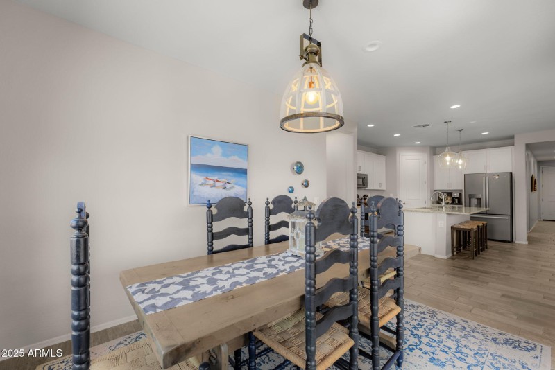 15-web-or-mls-20904 E Swan Dr, Queen Cre