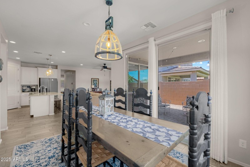 16-web-or-mls-20904 E Swan Dr, Queen Cre