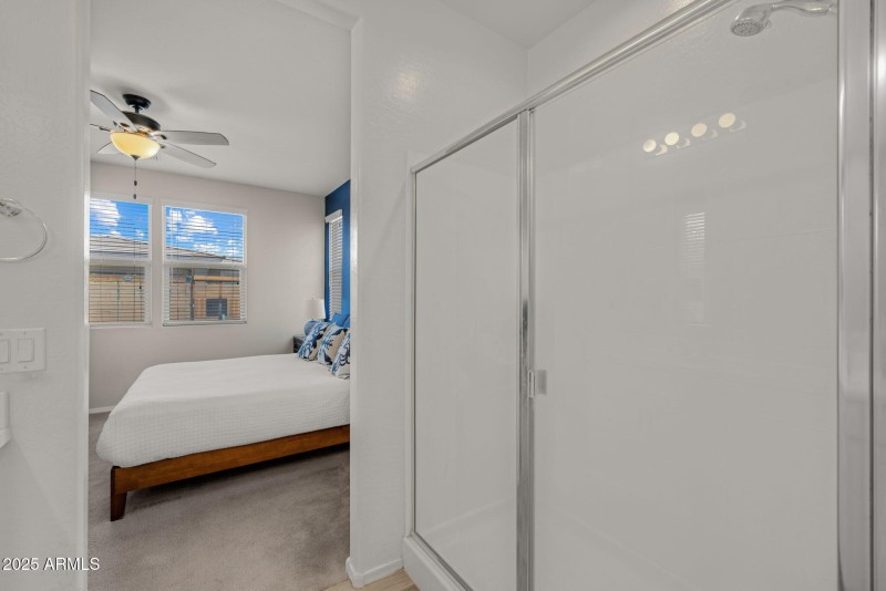 20-web-or-mls-20904 E Swan Dr, Queen Cre