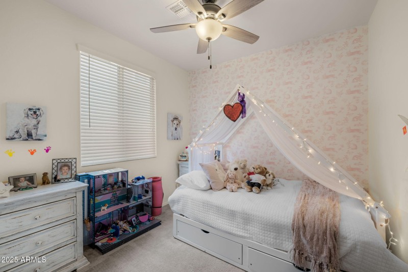 23-web-or-mls-20904 E Swan Dr, Queen Cre