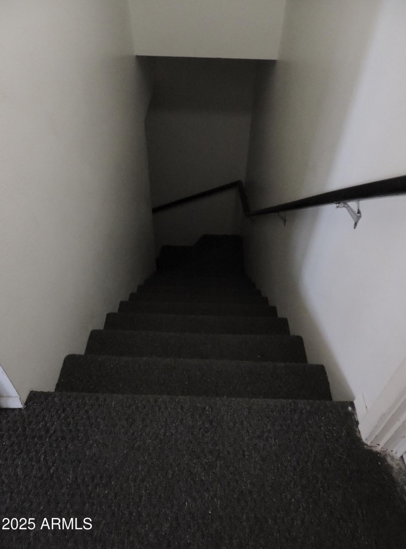 30 E Brown Rd 2113 049