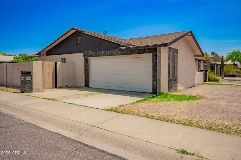 Side View Corner Lot