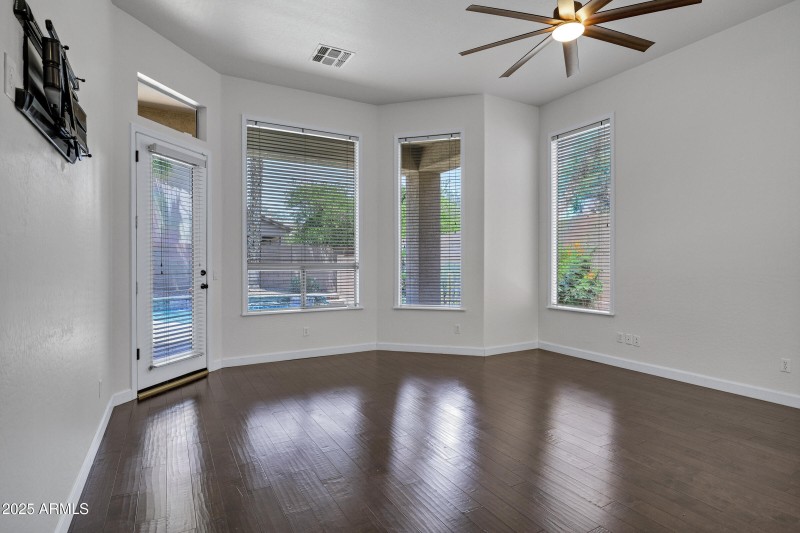 10310 N 135th Way-33