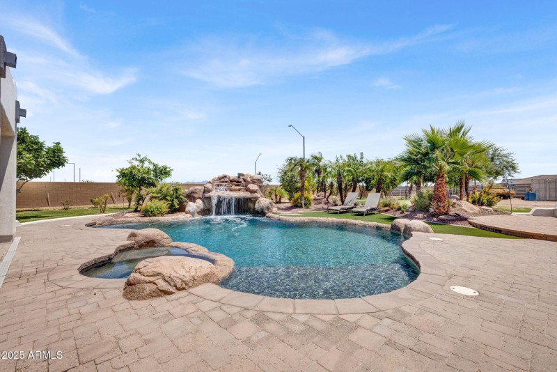 75-web-or-mls-24313 w. Grove St Buckeye,