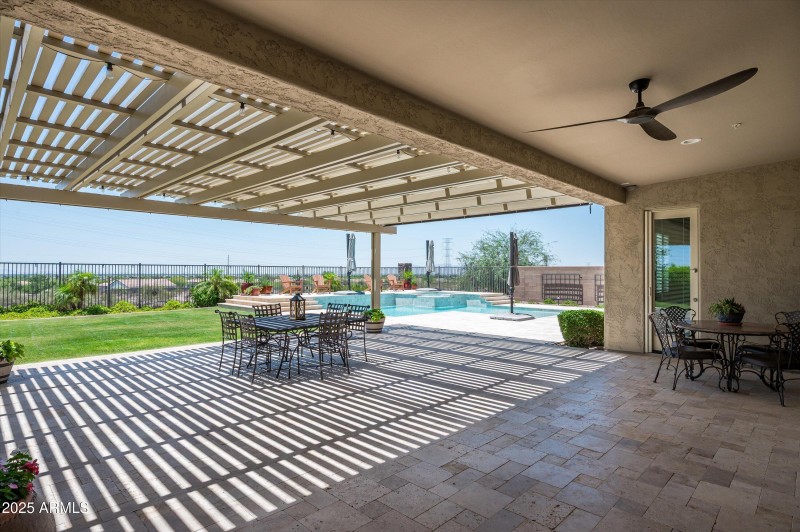 47-8651WArtemisaAve-47