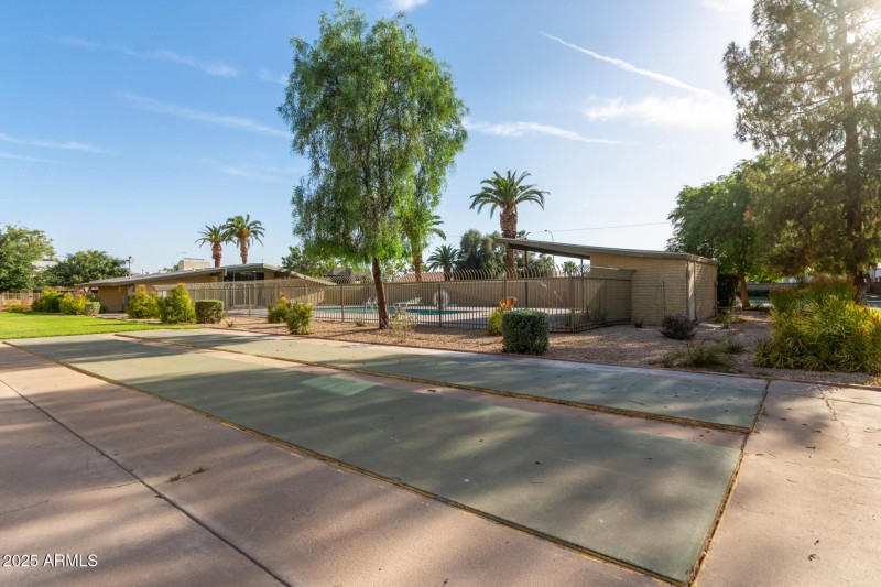 Community Pool & Ramadas