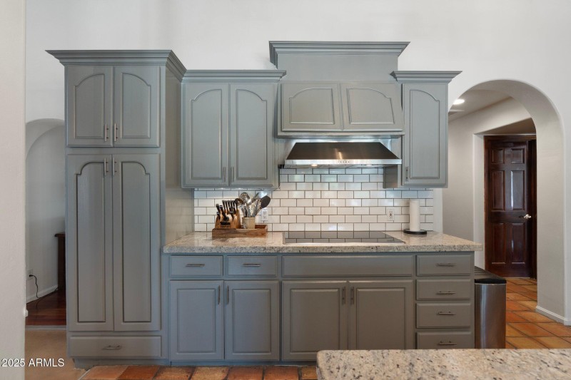 7-web-or-mls-DSC04633 copy