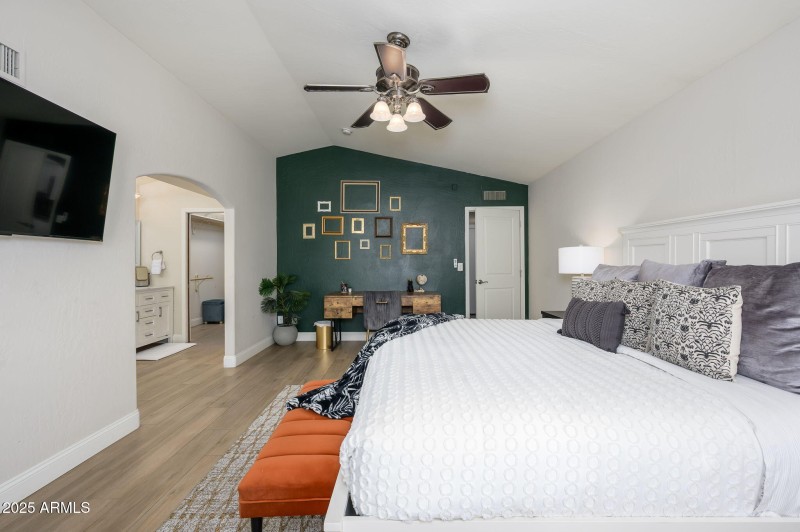 8-web-or-mls-Helena-16