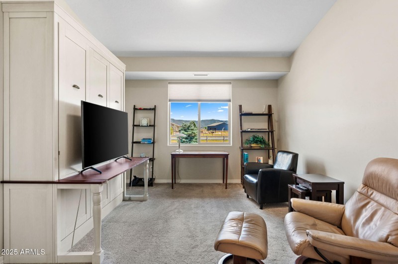 27-Bedroom 3 or Den (2)