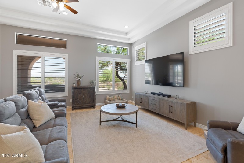 Great Space to Relax or Entertai