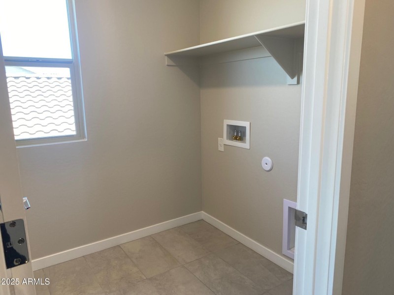 P19 Lot 12 Laundry Room