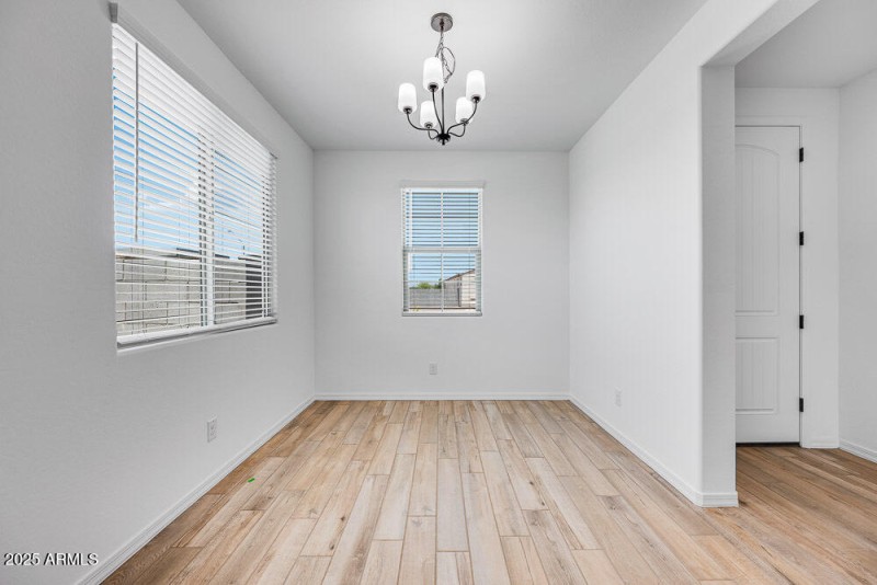 hj-az-phx-cantamia-duet-lily-lot-30135-d