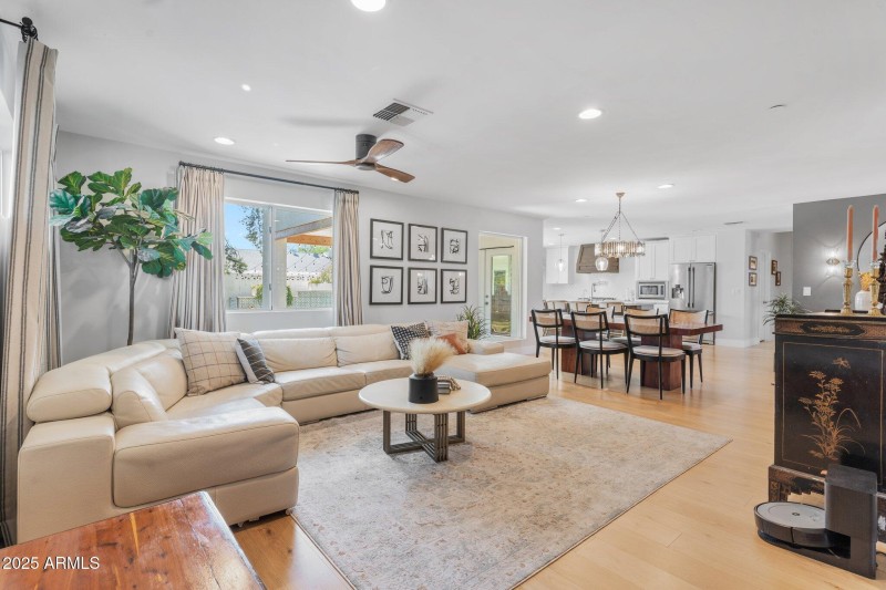 10-web-or-mls-DSC07081