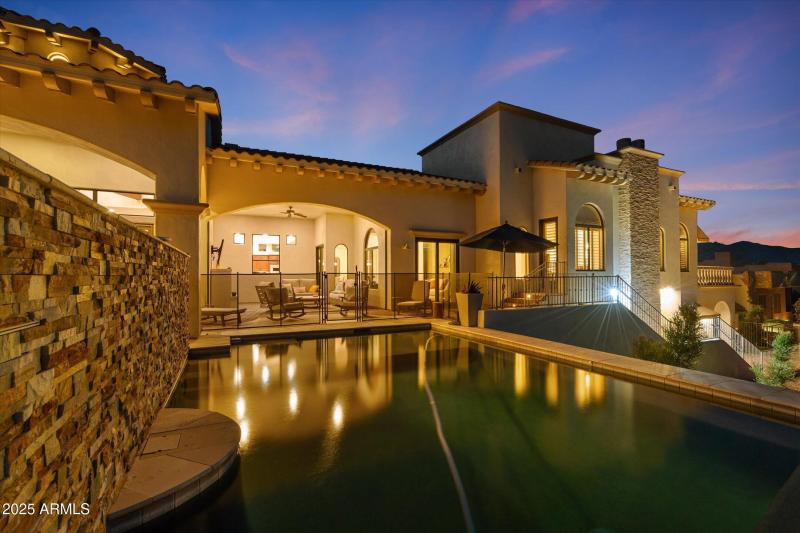 010-10_AustinDSC01342