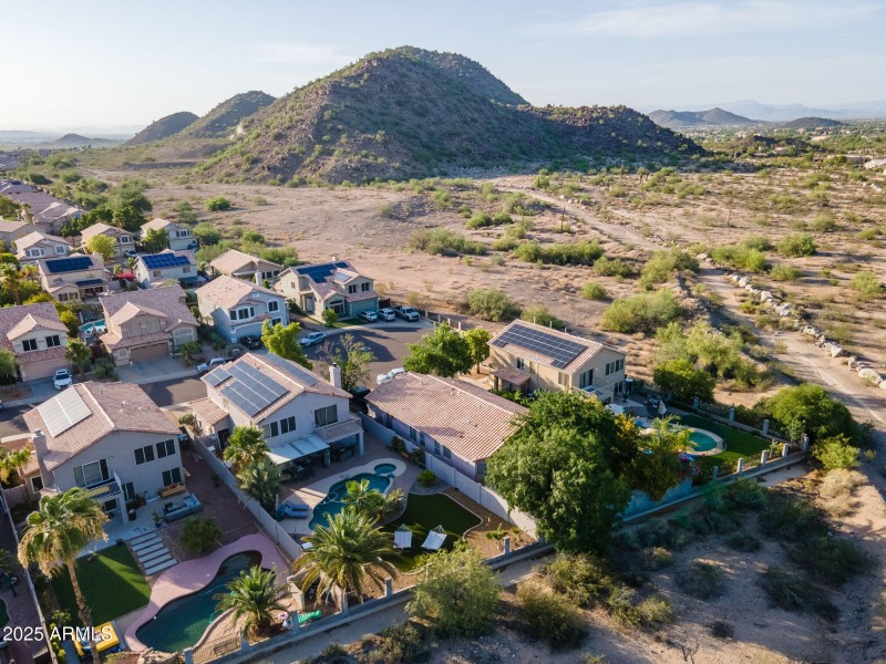 50-web-or-mls-Pontiac-54