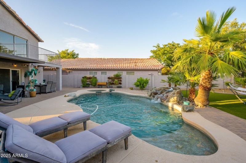 26-web-or-mls-Pontiac-32