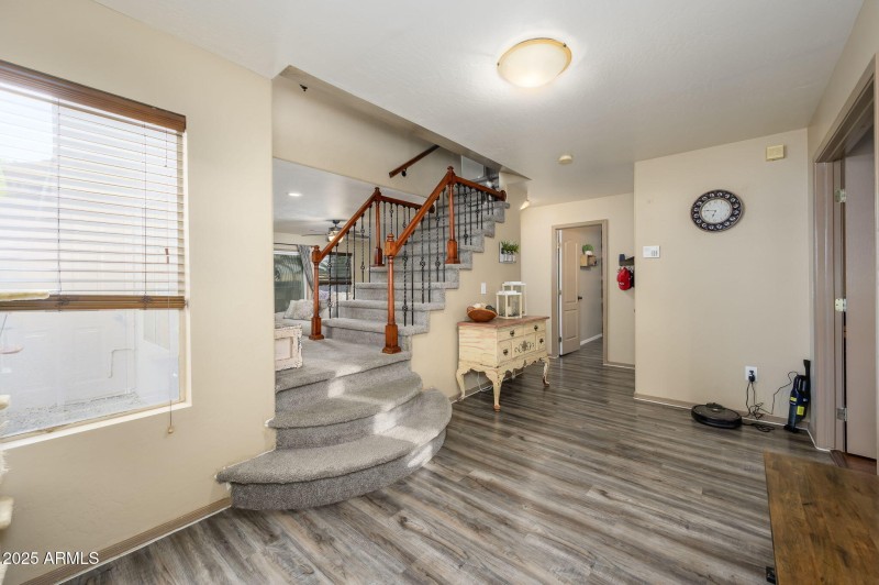 18-web-or-mls-Pontiac-25