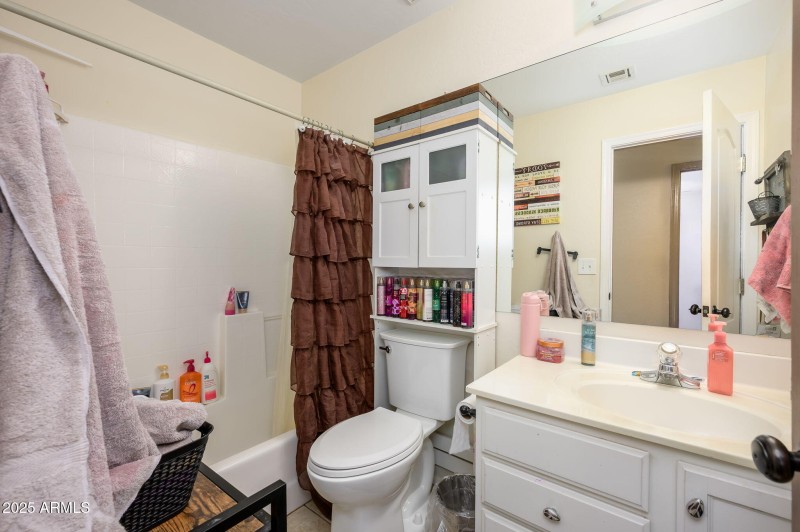 4-web-or-mls-Pontiac-12