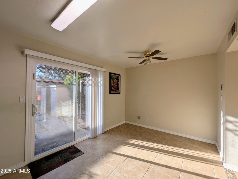 2233 W FARMDALE AVE #2