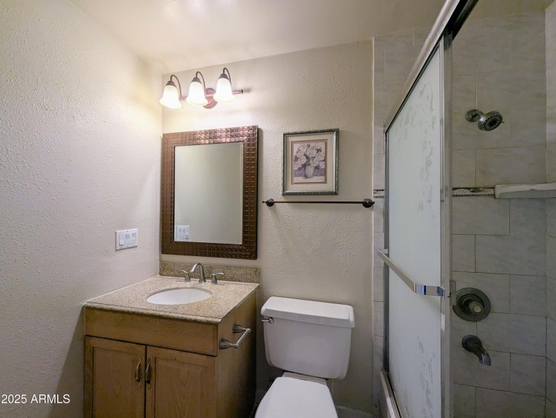 2233 W FARMDALE AVE #2