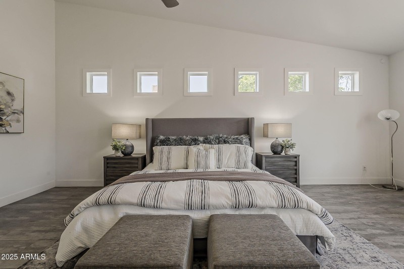 37-web-or-mls-Clarendon-29