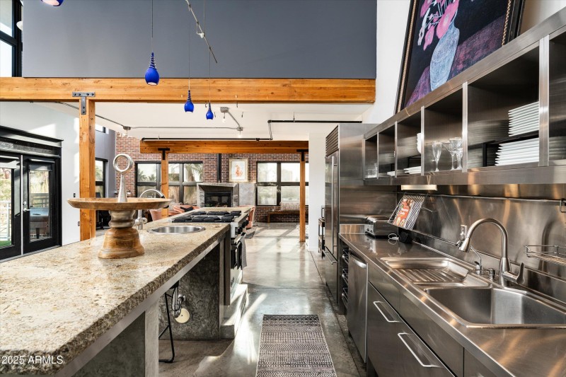 23-914 E Osborn Road, No 403 (23 of 70)