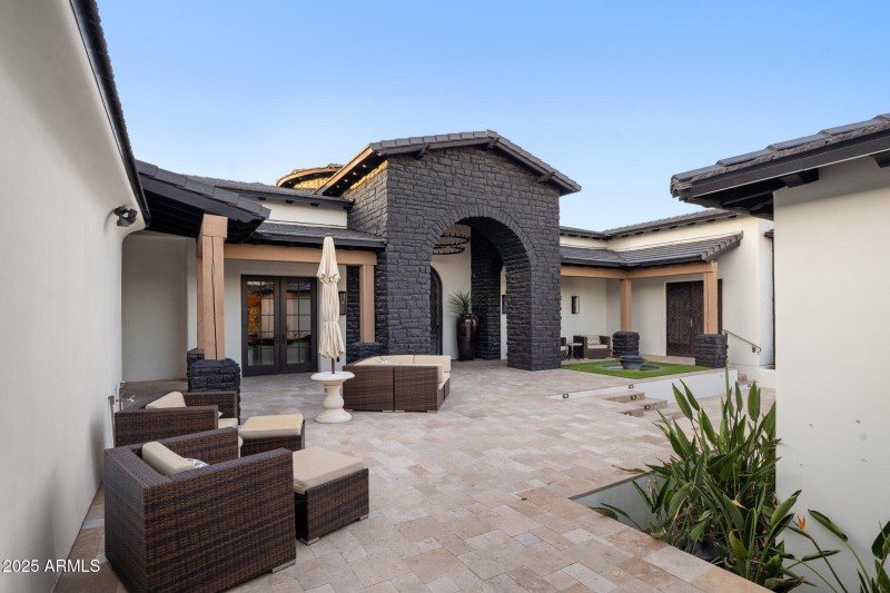 11-web-or-mls-_TMR9546