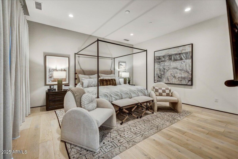 30-Primary Suite - Copy