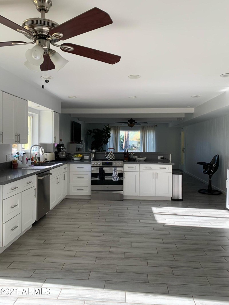 190B1C4E-DCE3-445B-AF53-95A881D08CA8