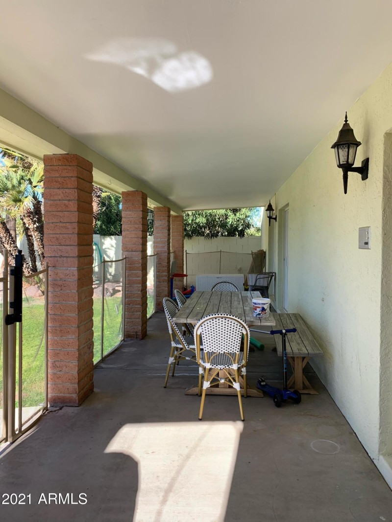 14DDF53B-0187-4D9D-BB9F-D596AD249CC4