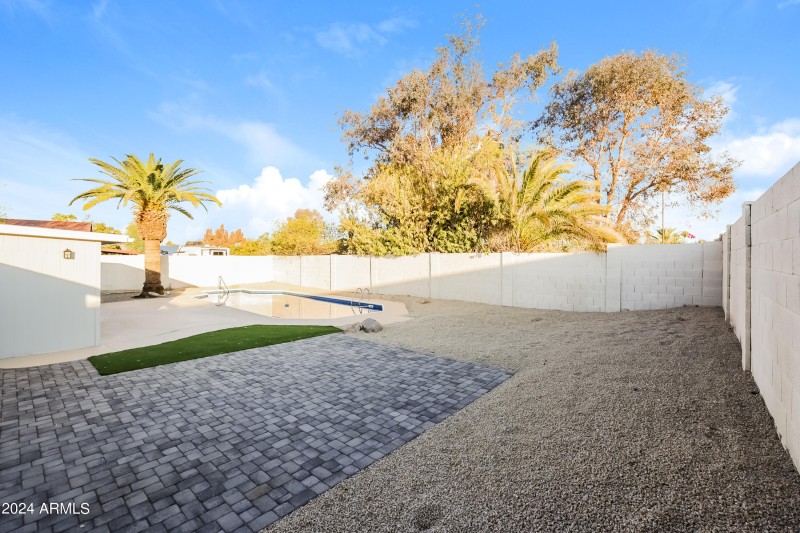 030-photo-exterior-13286371