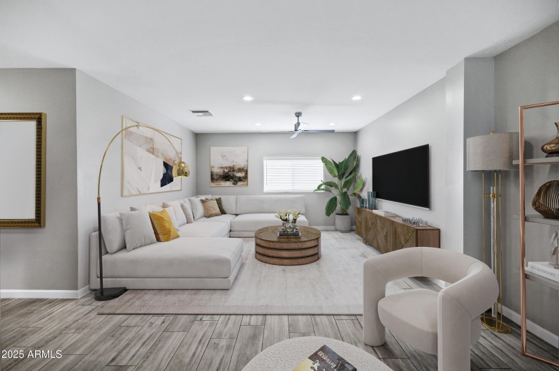 3046 E Glenrosa Ave-16_VS