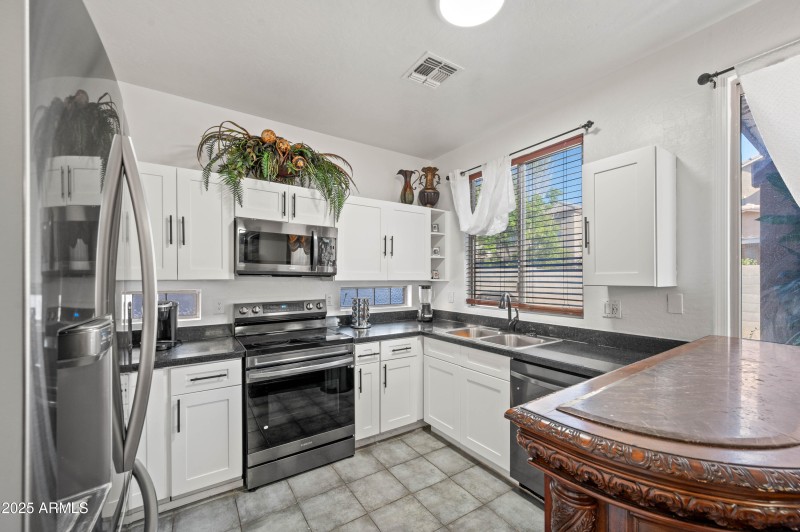 11383 W Pima St Avondale AZ 85323-22