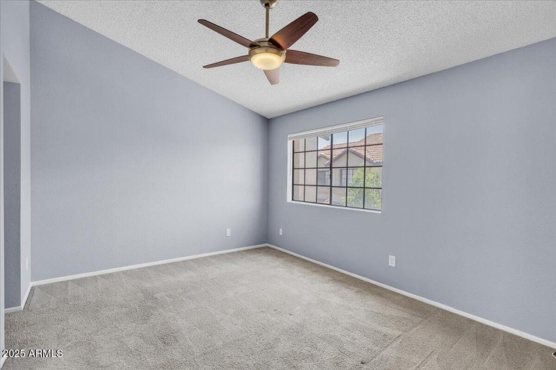 11-2954 N Oregon St #13