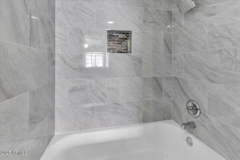 20-2954 N Oregon St #19